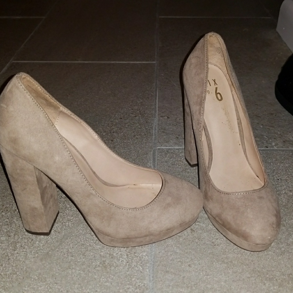 Tan heels